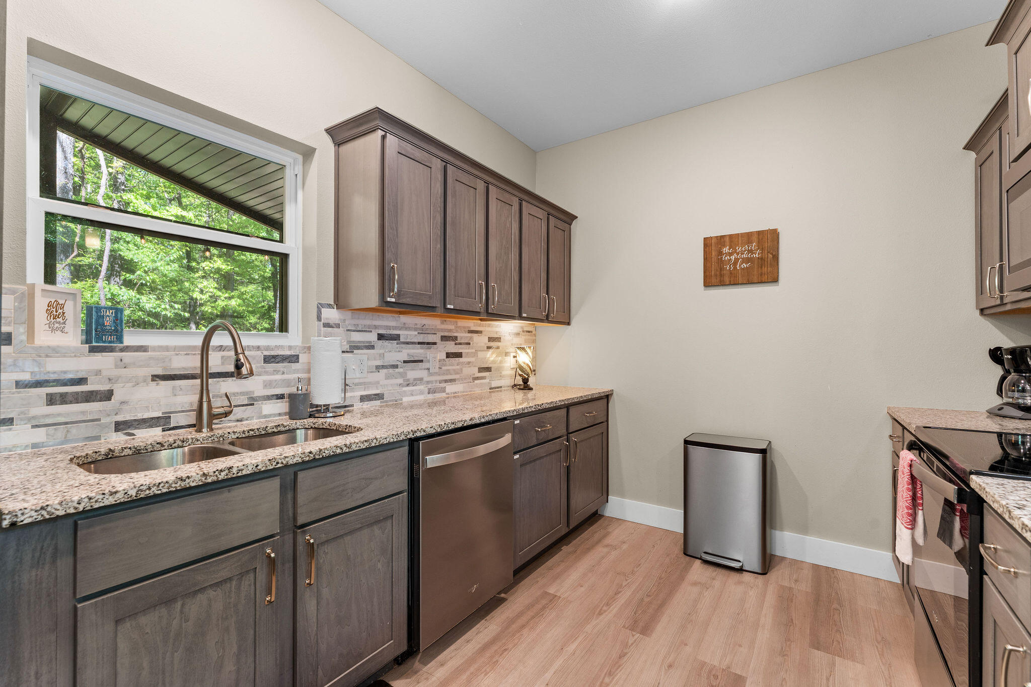 101 Willow Oak Lane Property Photo 13