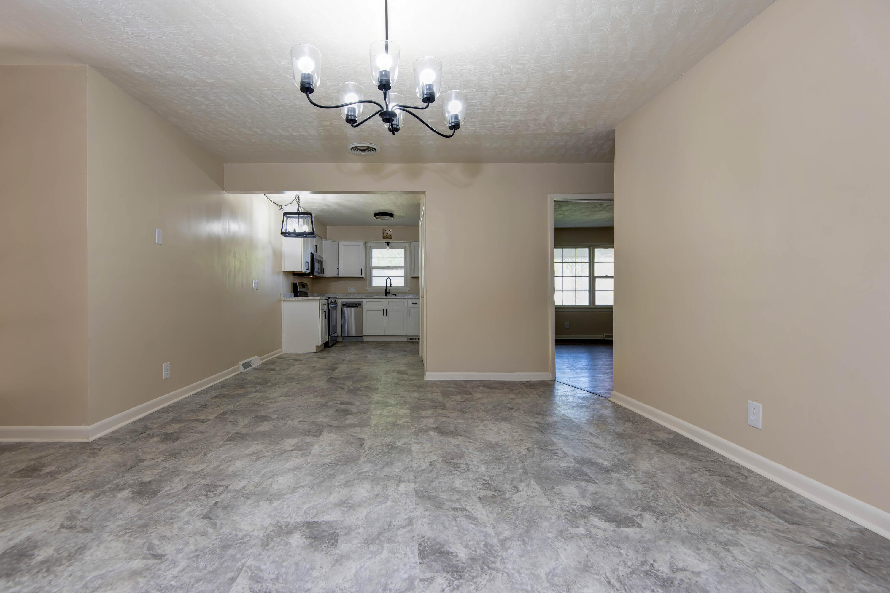 1846 South Nettleton Avenue Property Photo 19