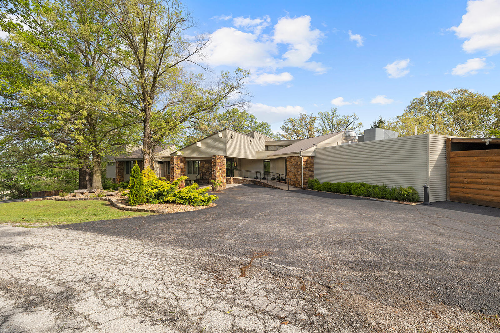 381 Guin Road Property Photo 55