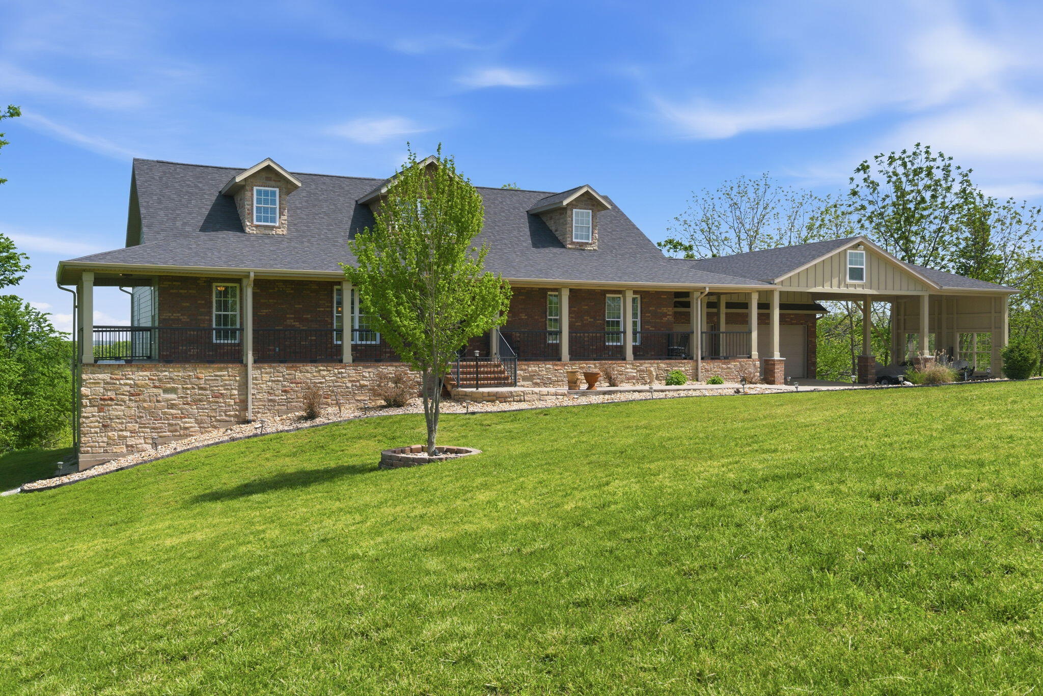 358 Spring View Place Property Photo 8
