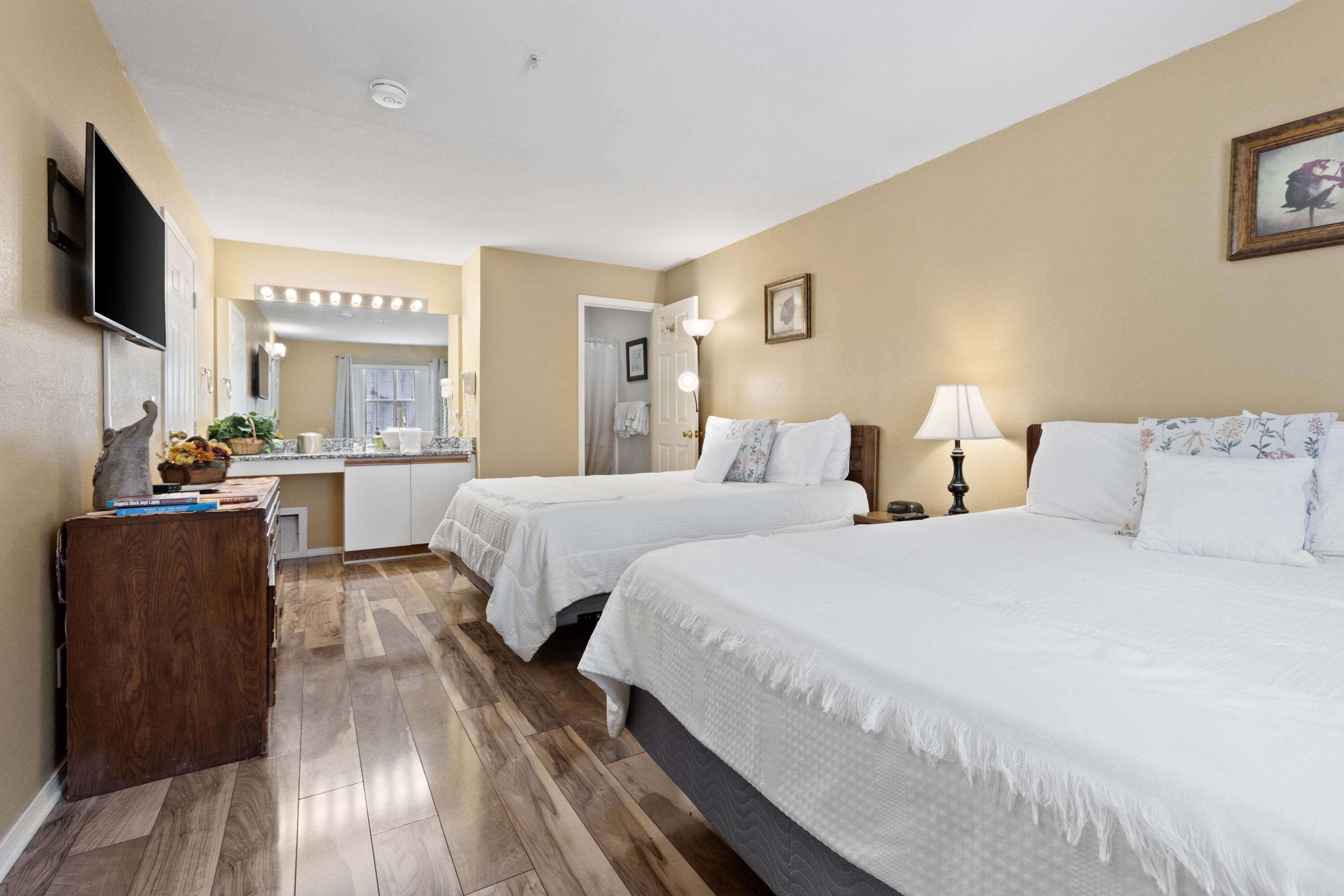 200 Golf View Drive A4 Property Photo 15