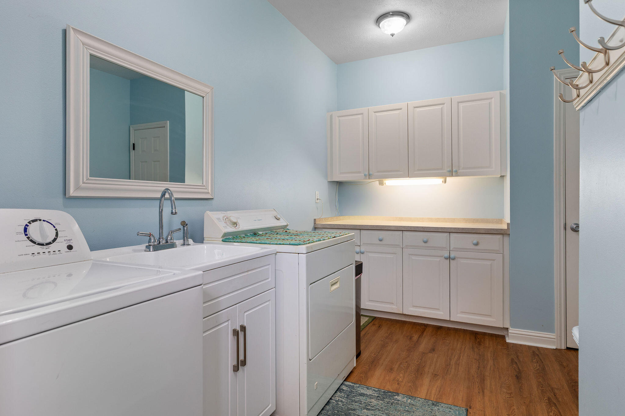 112 Moondance Property Photo 13