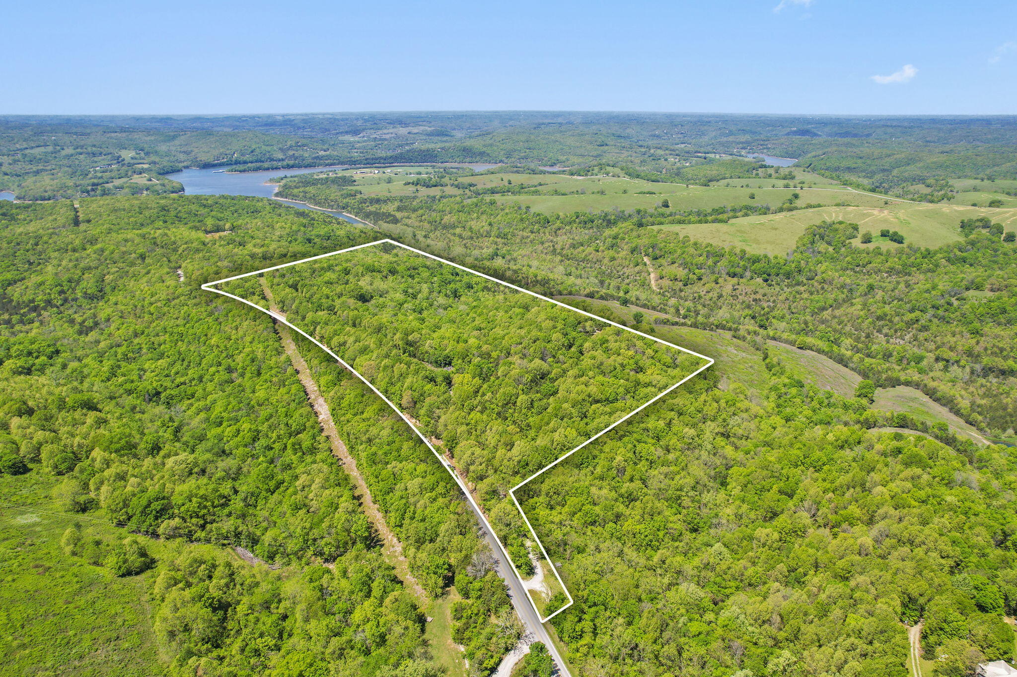 5735 West State Highway 76 Property Photo 26