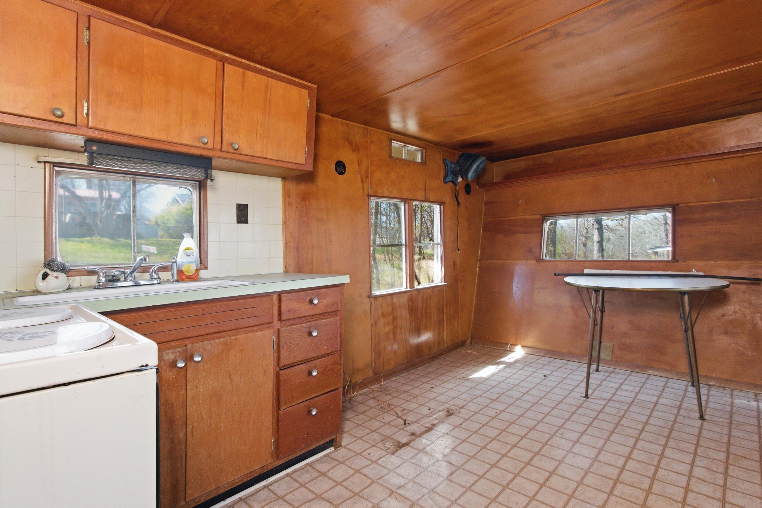 347 & 269 Main Street Property Photo 31