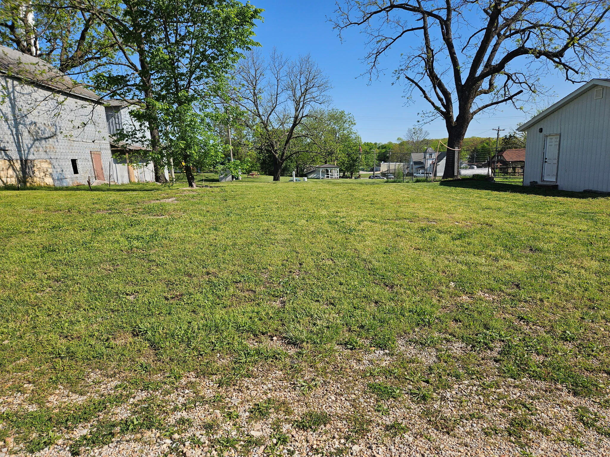 000 West Burnam Street Property Photo 4