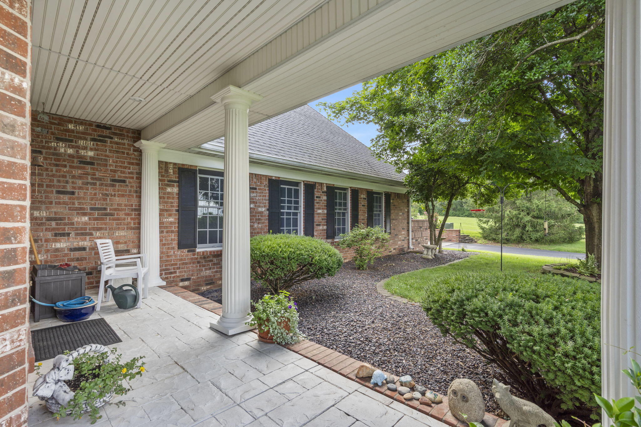 4671 East Beaux Creek Lane Property Photo 9