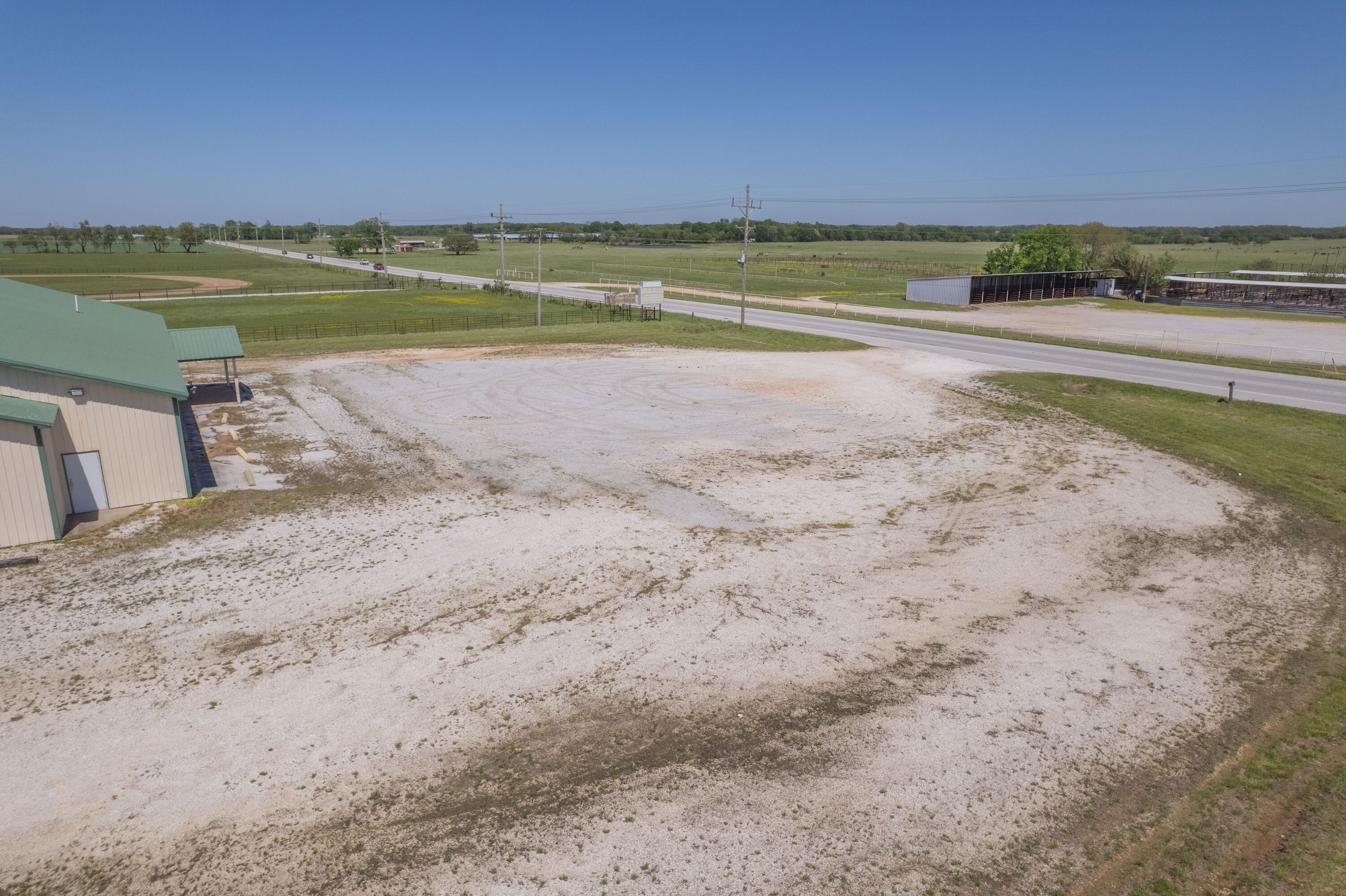 1630 Highway 59 Property Photo 7