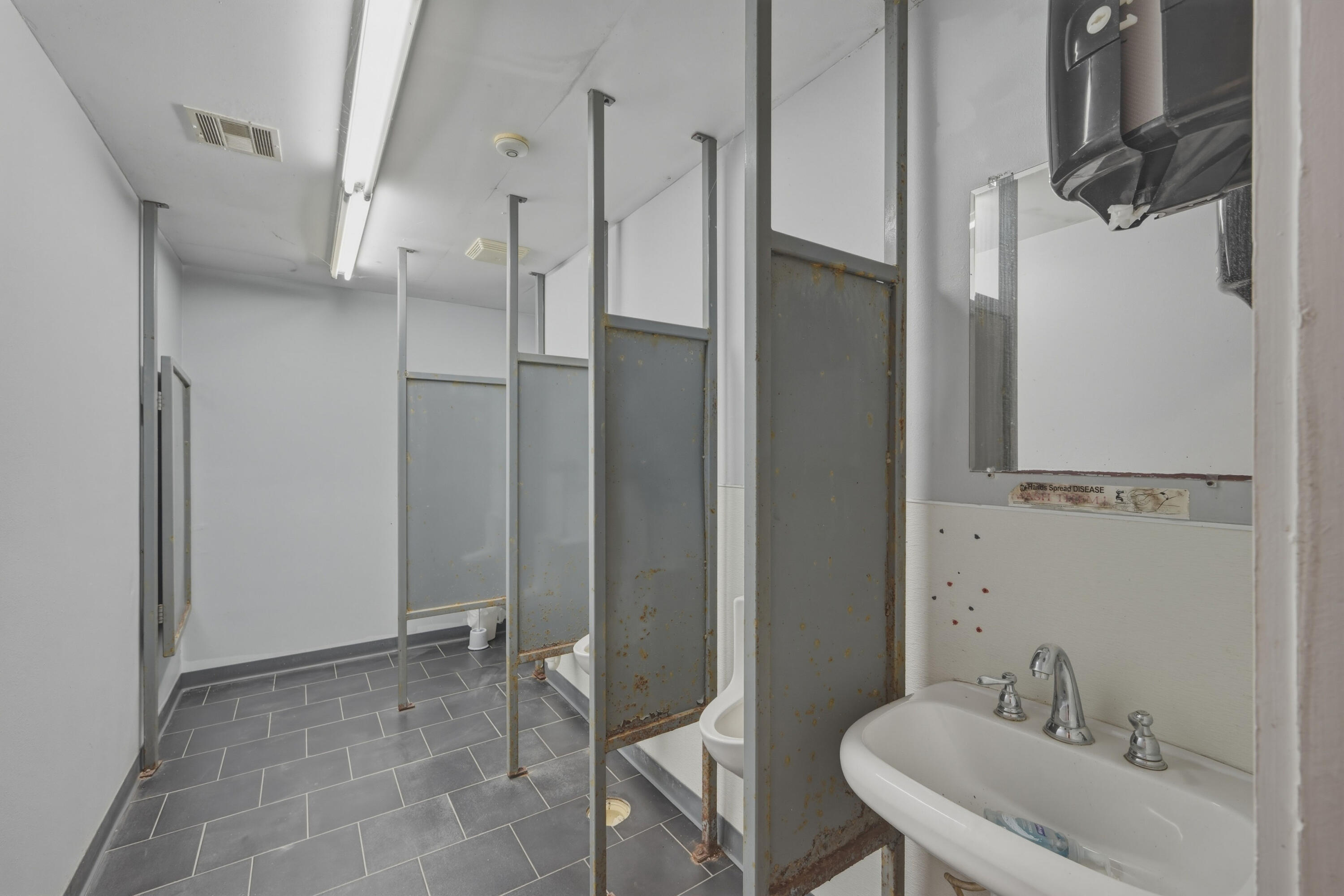 1630 Highway 59 Property Photo 14