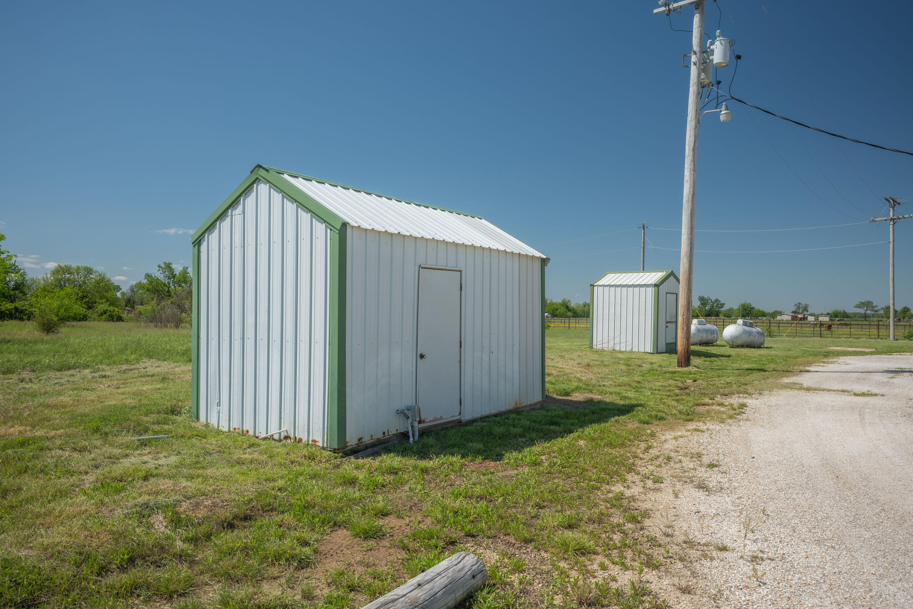 1630 Highway 59 Property Photo 38