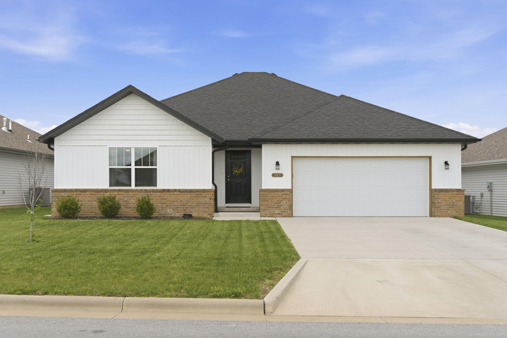 883 South Parkside Circle Property Photo 1