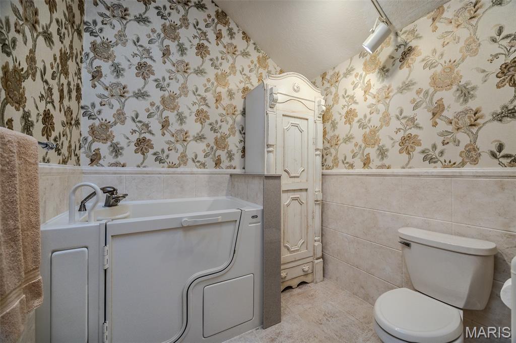 21355 Ember Road Property Photo 43