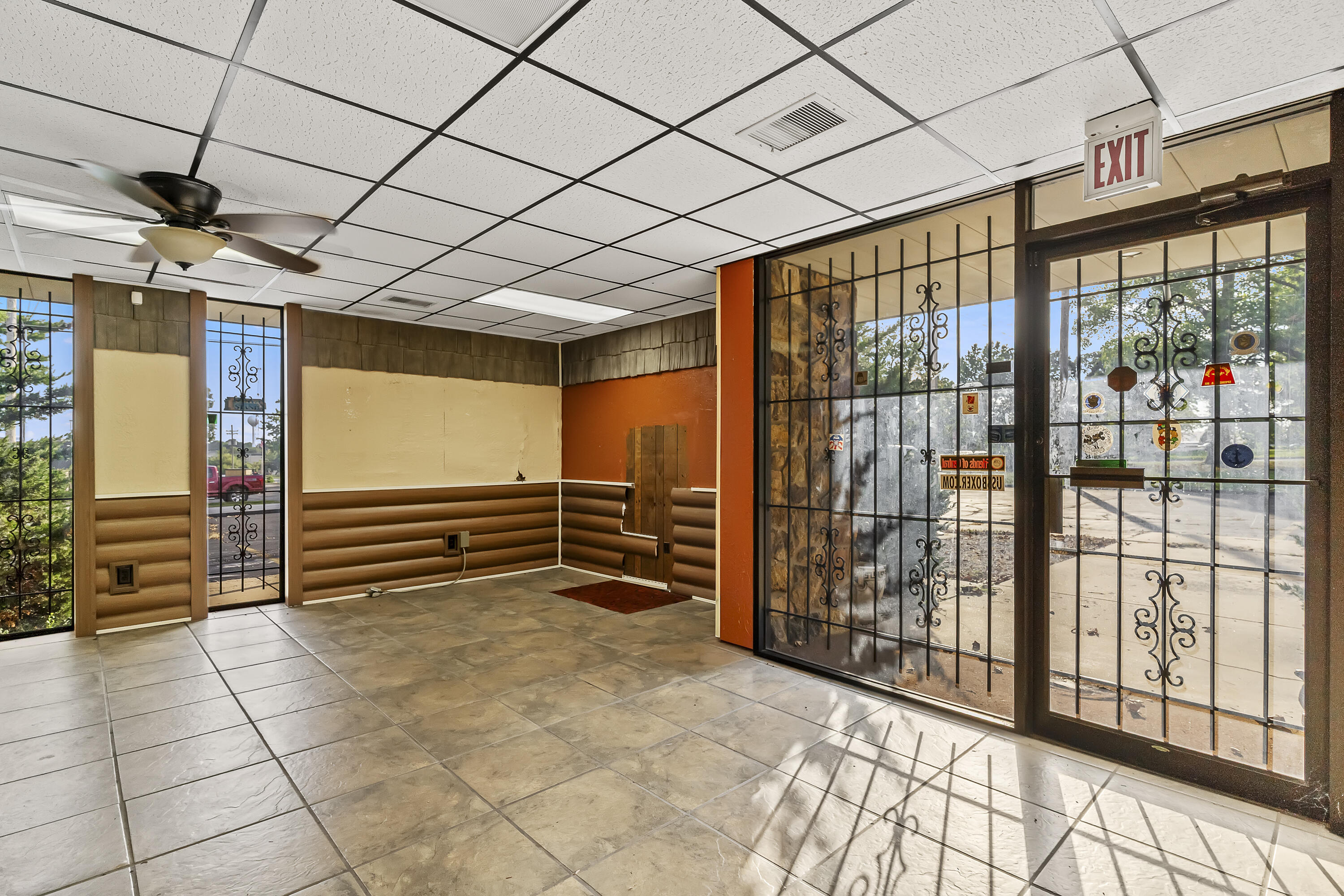 3001 East Pythian Street Property Photo 18