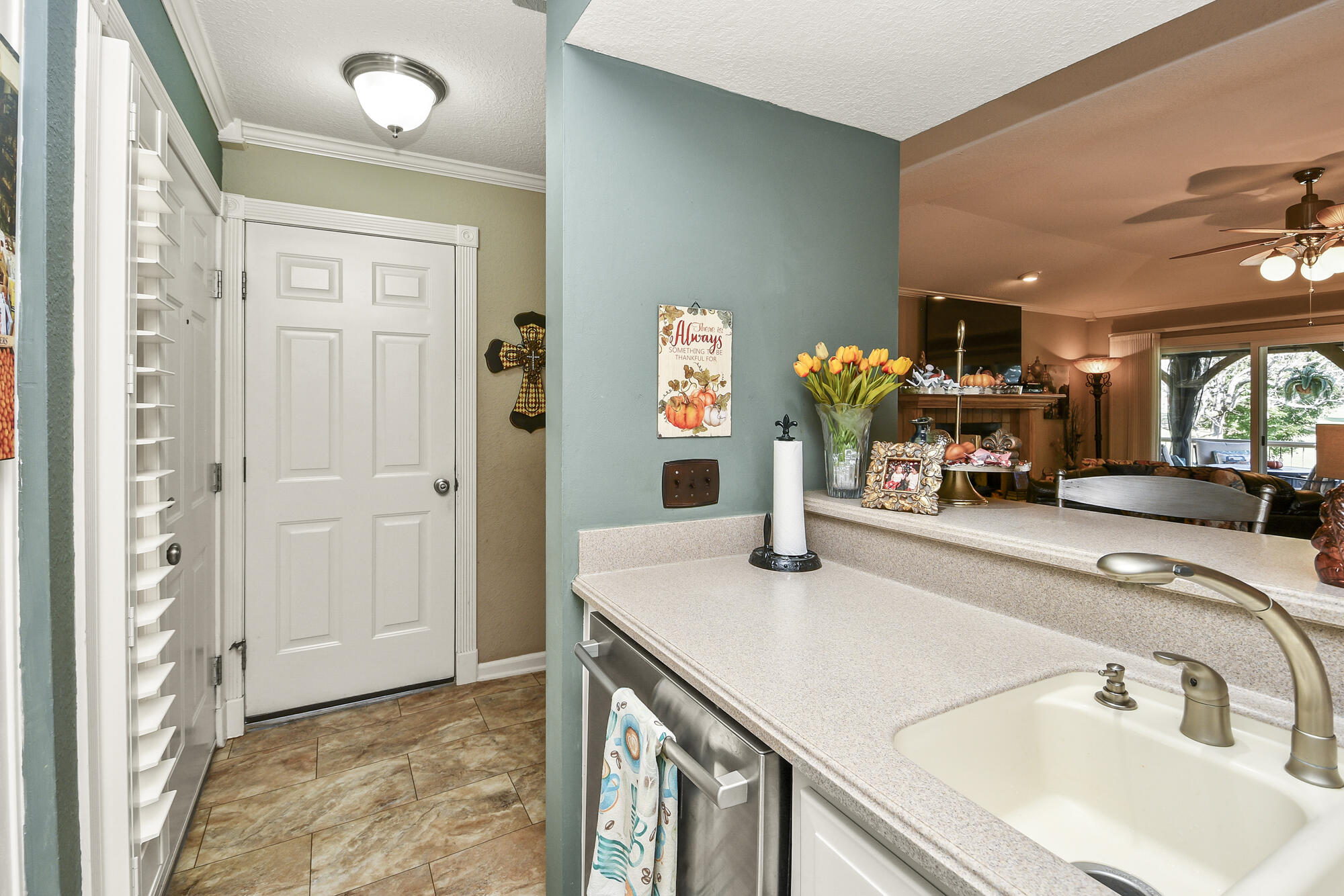 443 Avondale Drive Property Photo 14