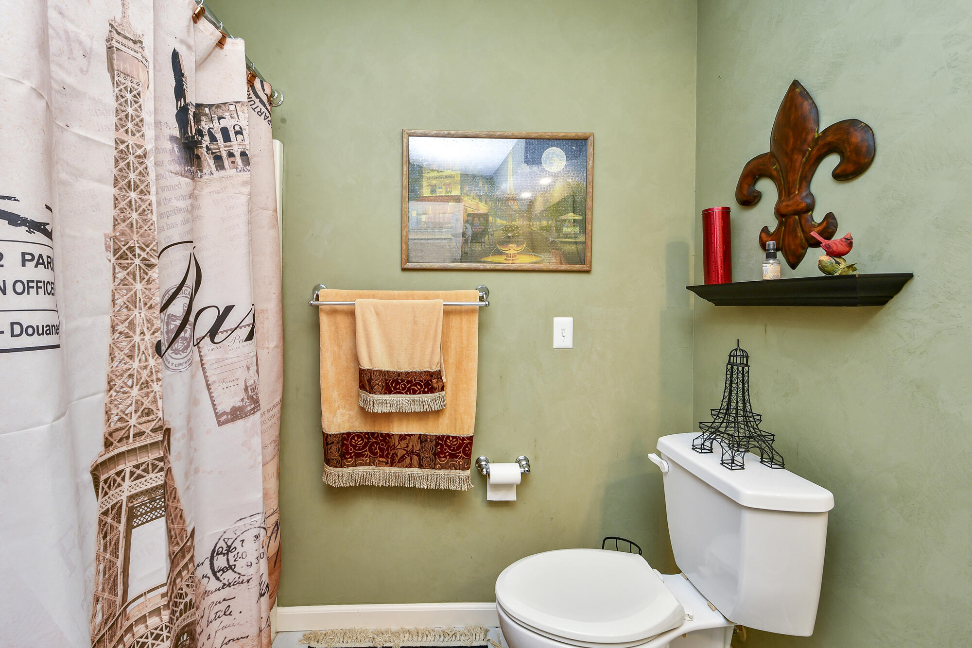 443 Avondale Drive Property Photo 33