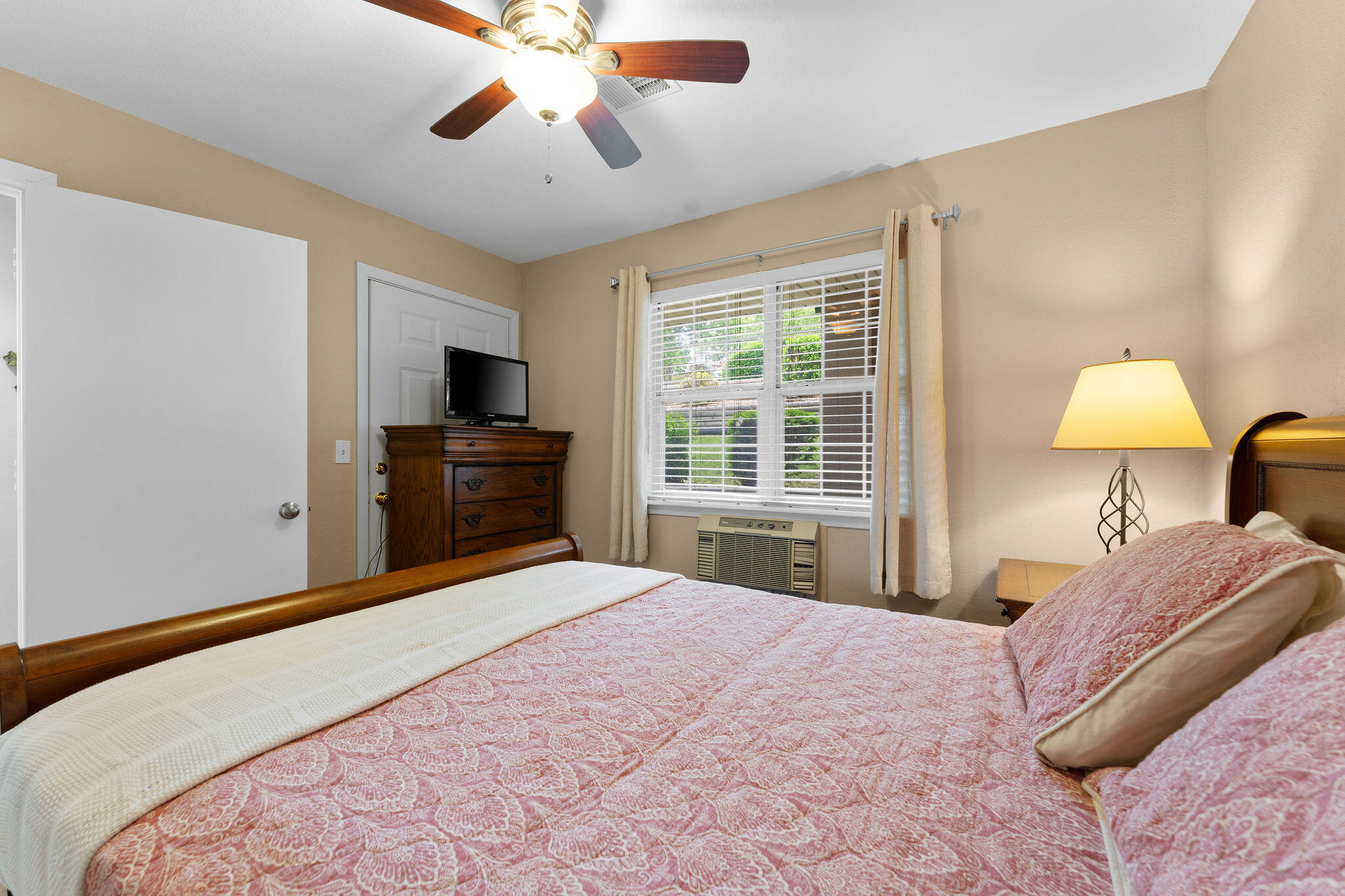 505 Valley View A-102 Property Photo 18