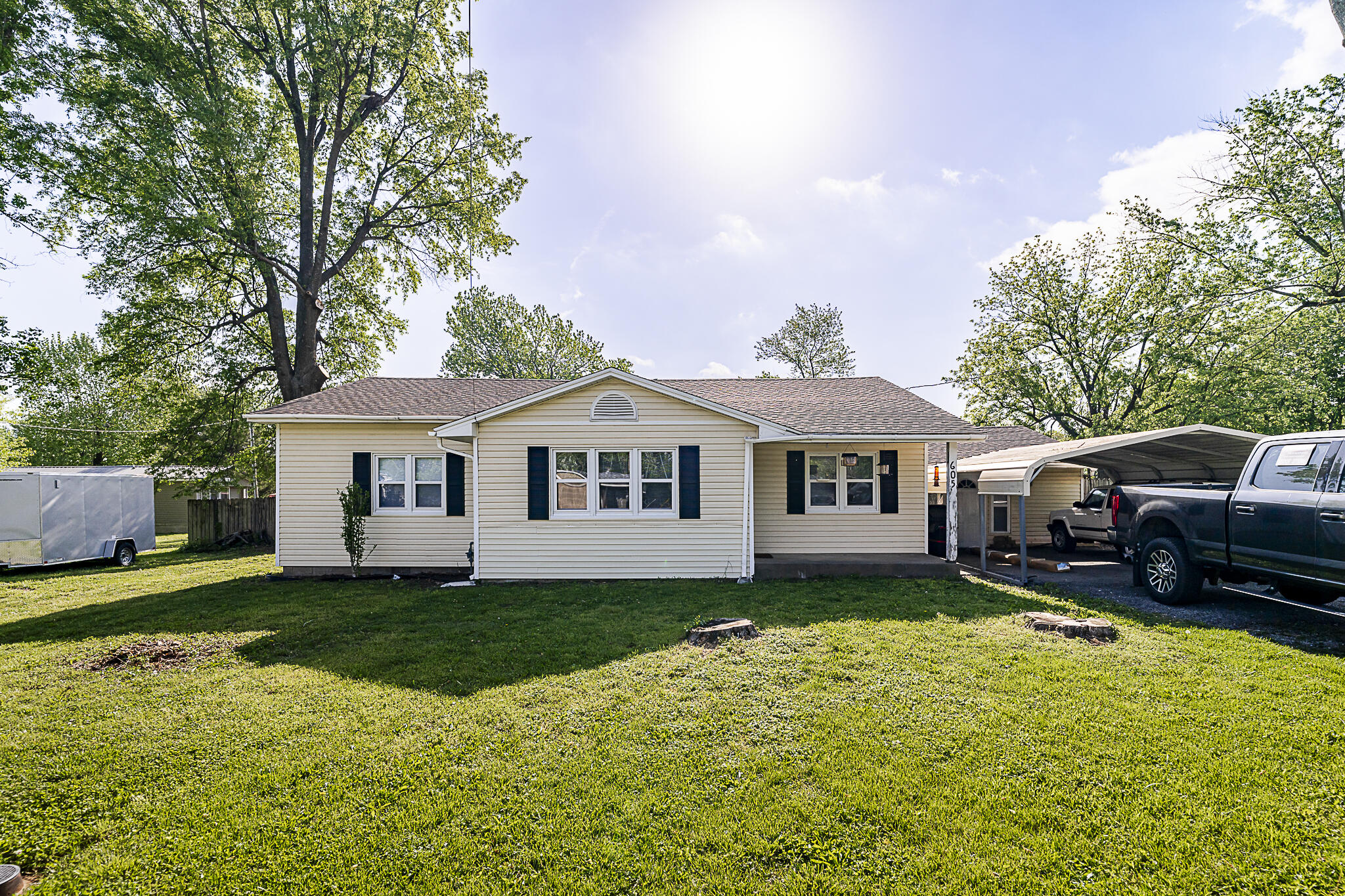 605 4th Street Property Photo 1