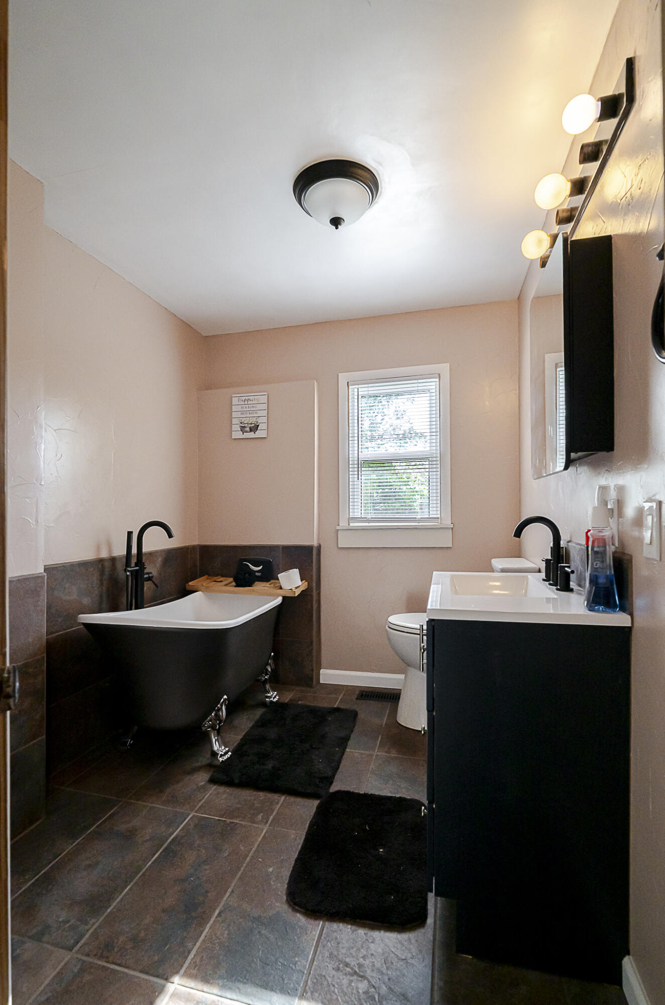 605 4th Street Property Photo 12