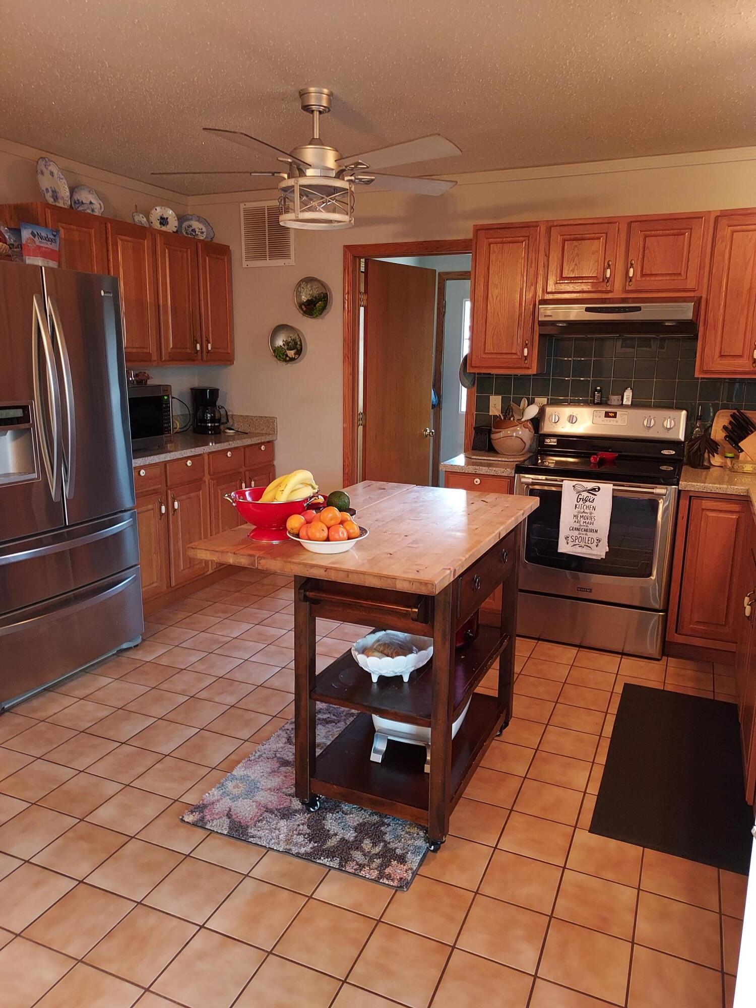 24415 Bald Eagle Drive Property Photo 13