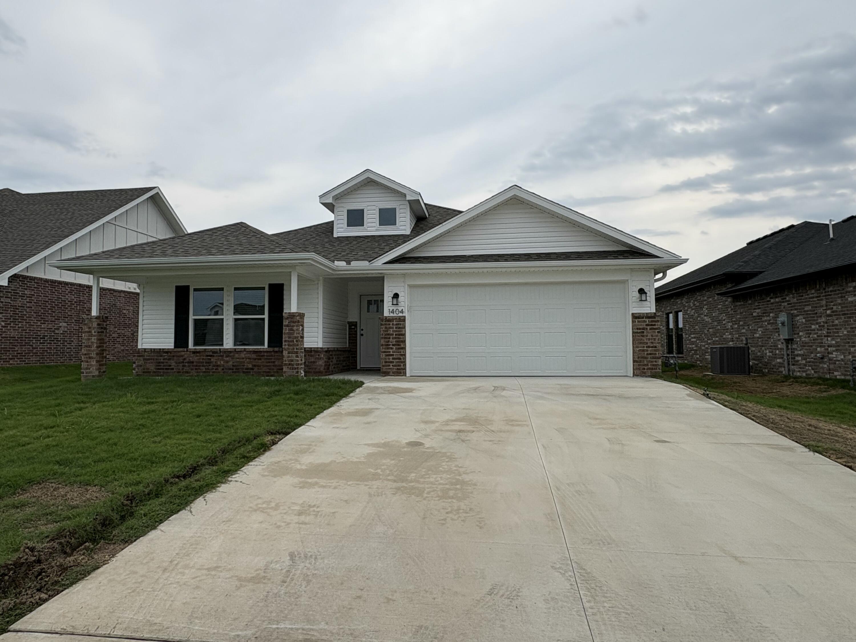 1404 Sedge Street Property Photo 1