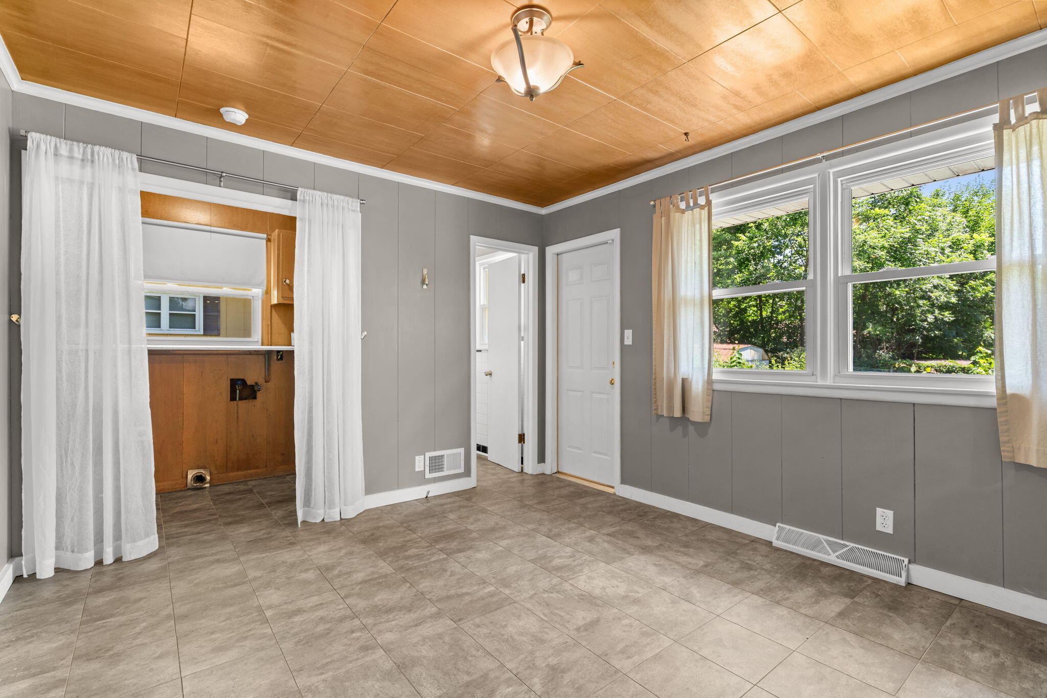 1904 South Valleyroad Avenue Property Photo 26
