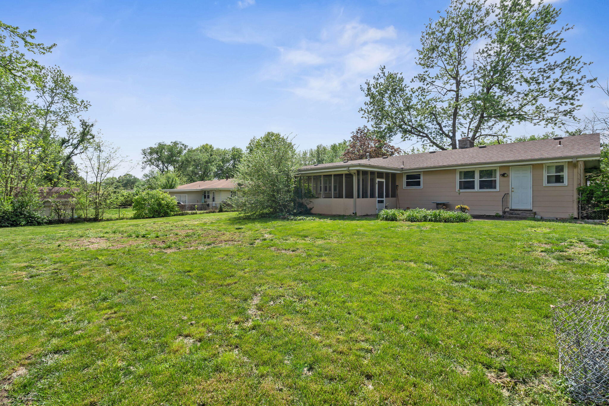 1904 South Valleyroad Avenue Property Photo 33