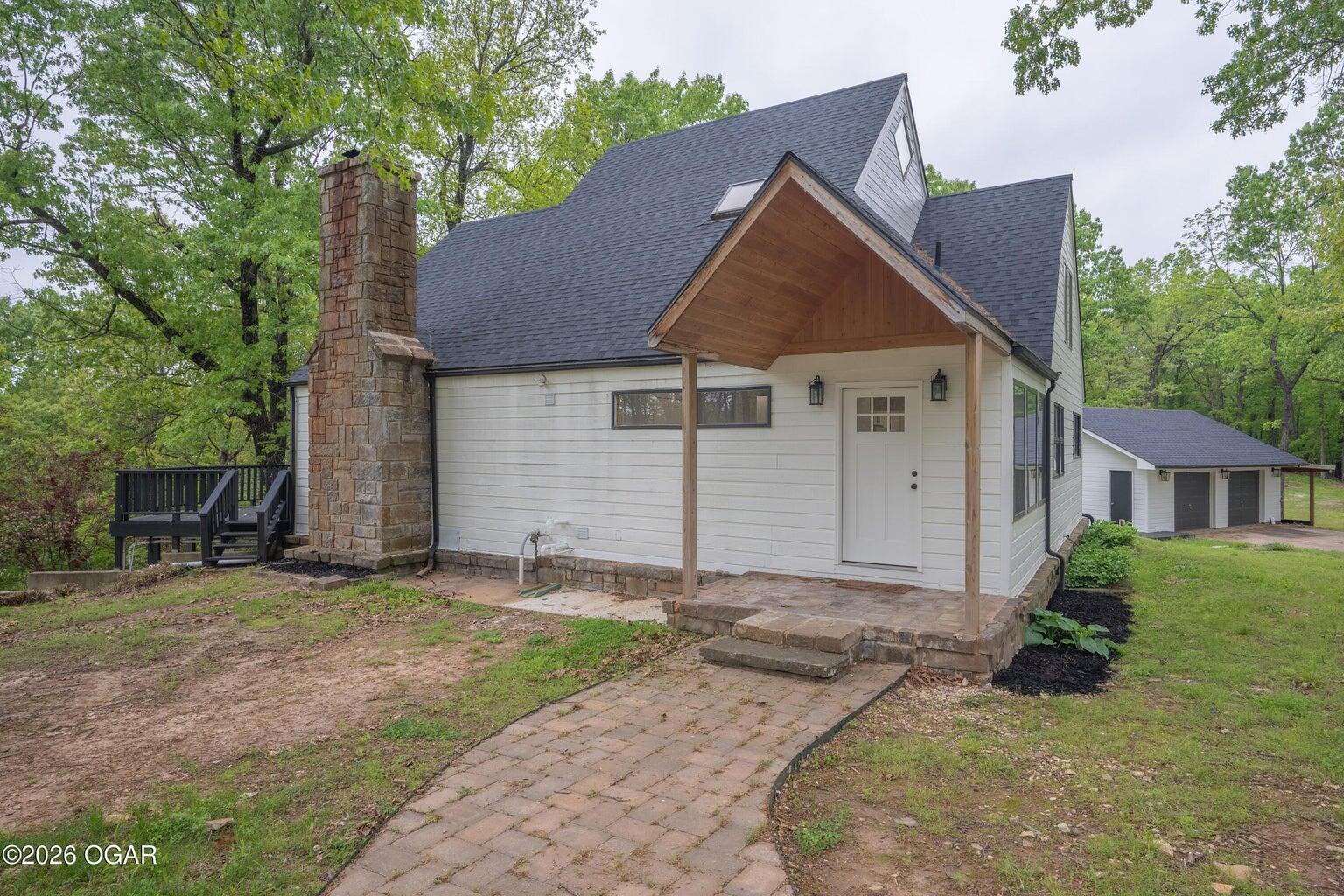 18576 Hereford Road Property Photo 3