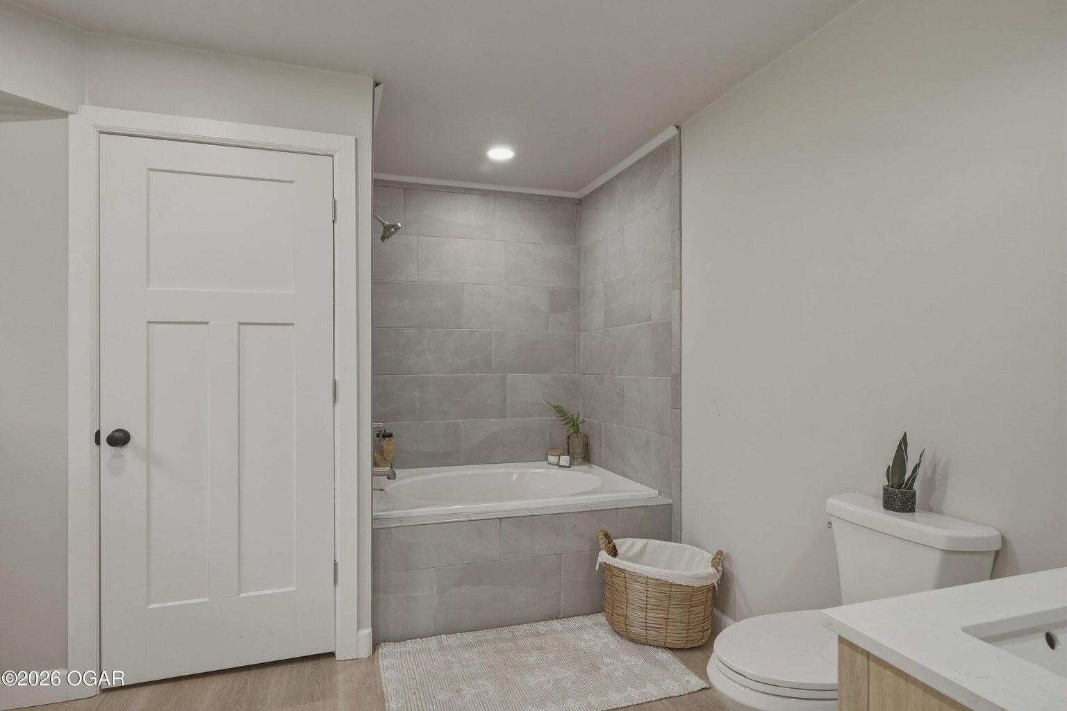 18576 Hereford Road Property Photo 11