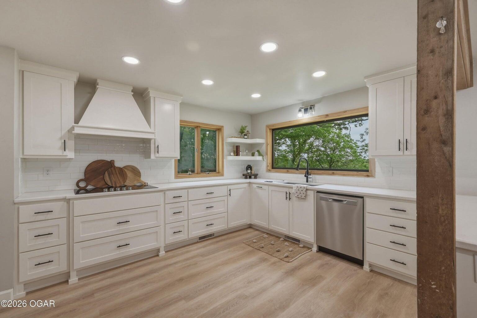 18576 Hereford Road Property Photo 17