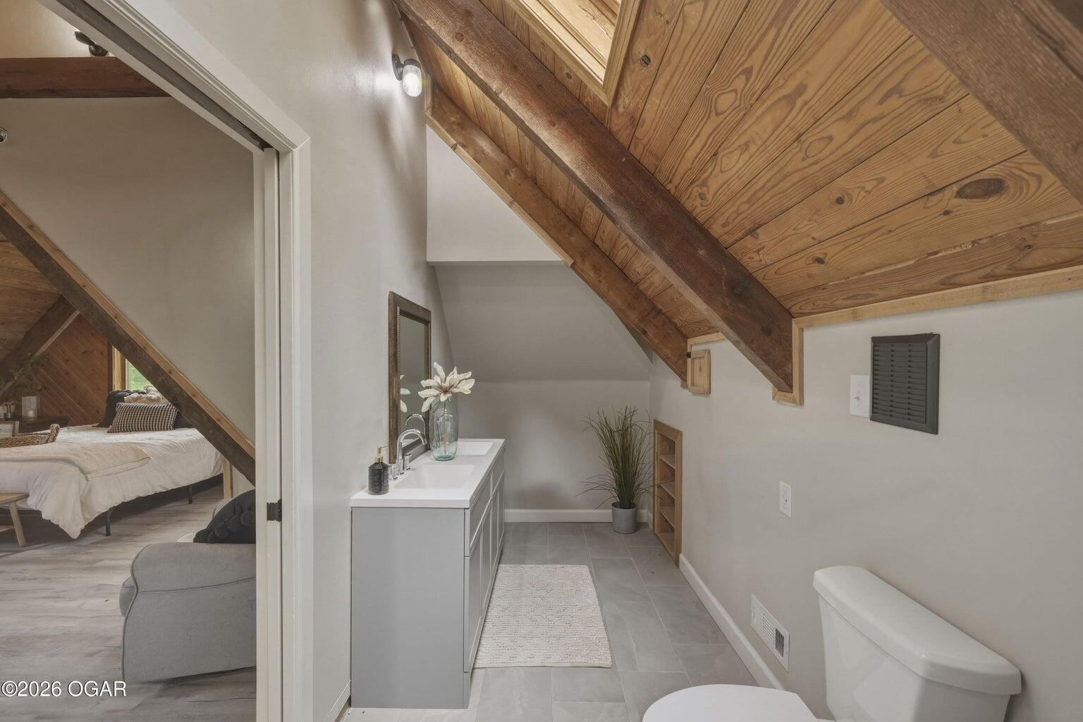 18576 Hereford Road Property Photo 31