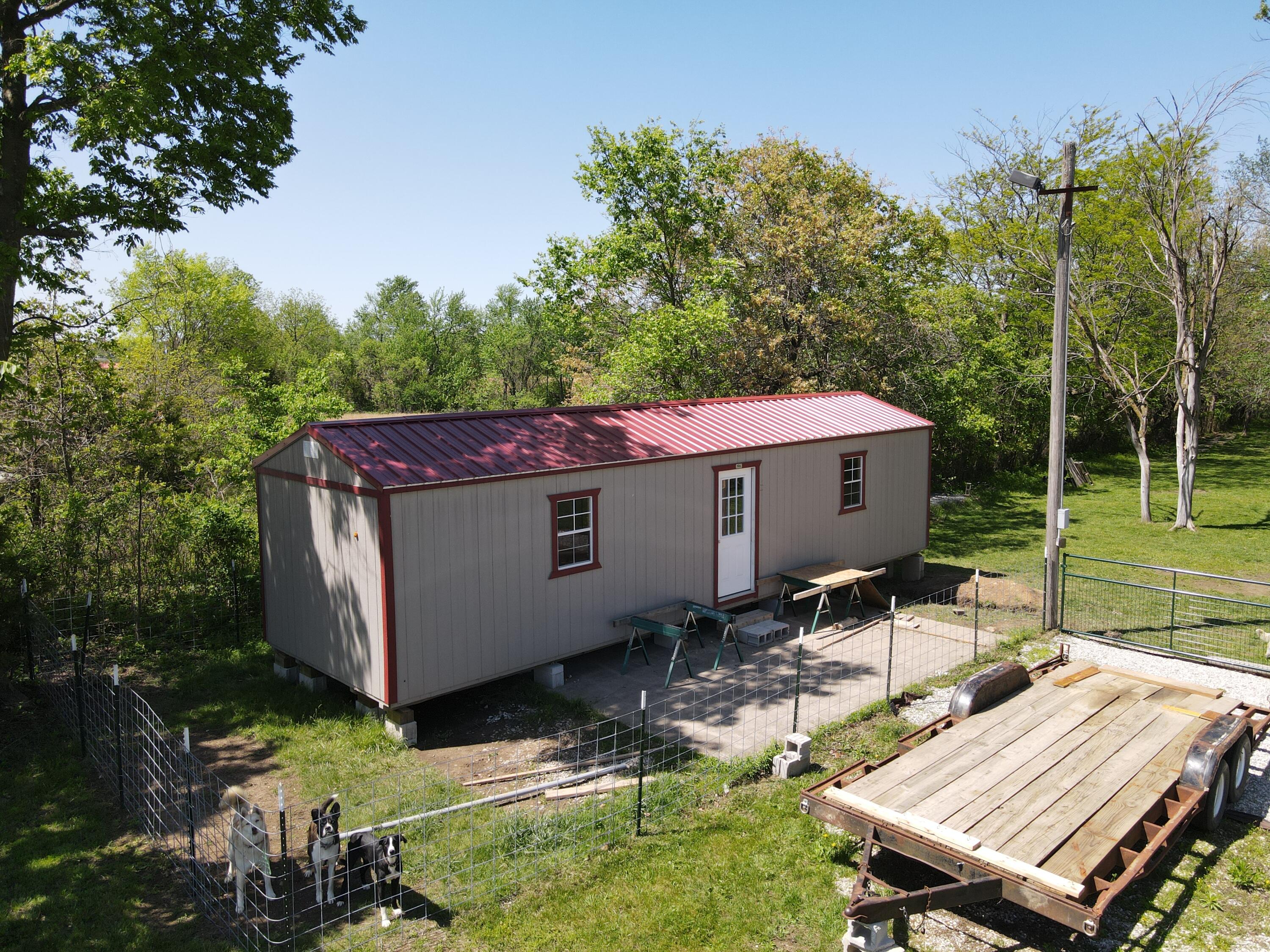 1231 East Clinton Road Property Photo 6