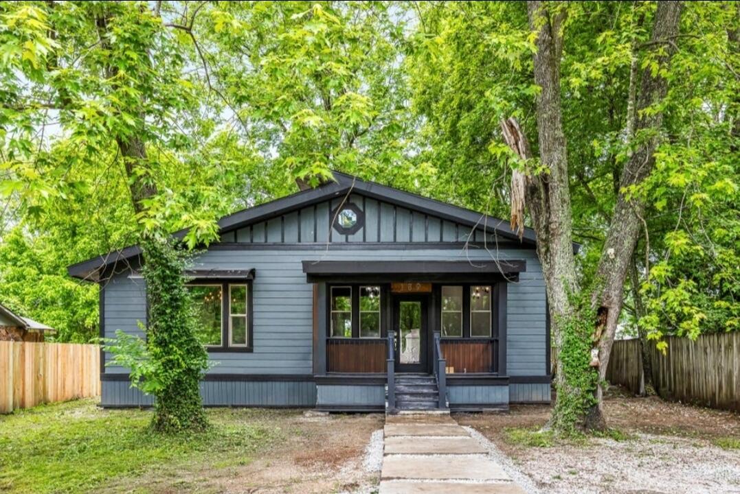189 Walnut Street Property Photo 1