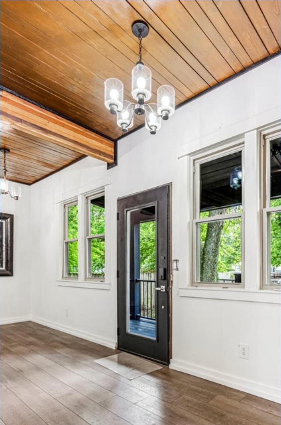 189 Walnut Street Property Photo 4