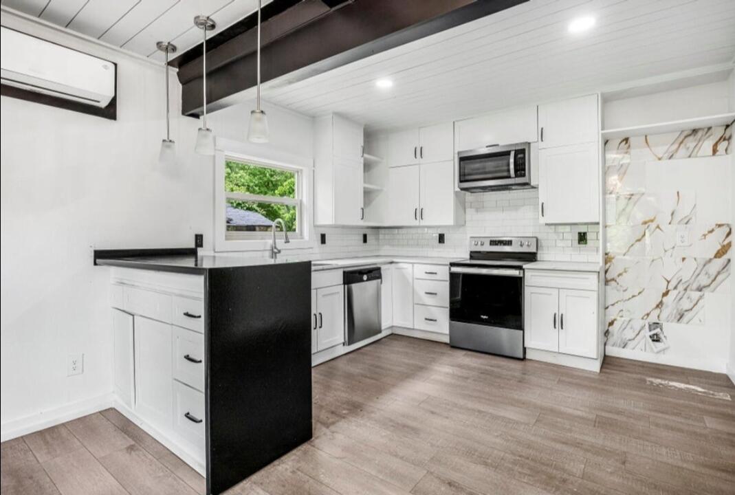 189 Walnut Street Property Photo 8