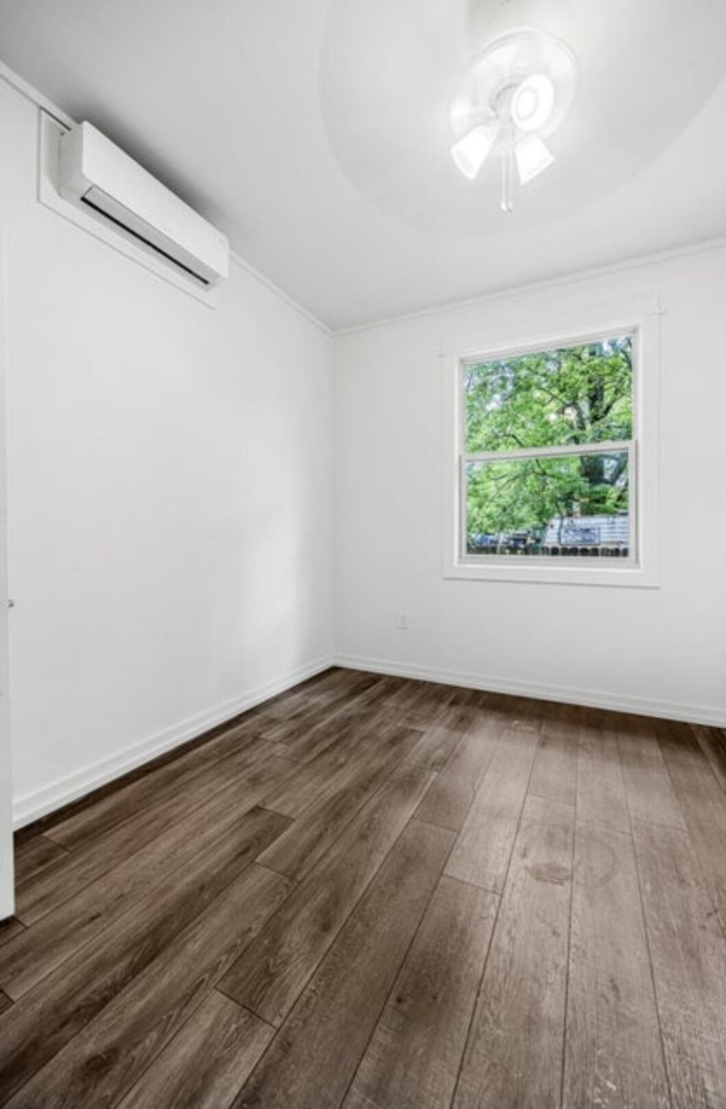189 Walnut Street Property Photo 11