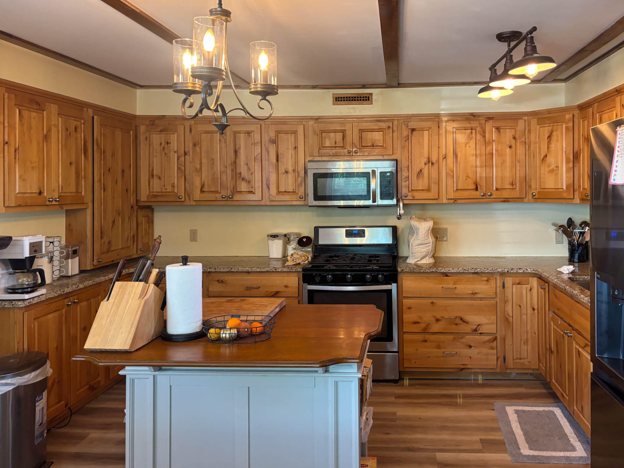 445 Pine Hollow Road Property Photo 9