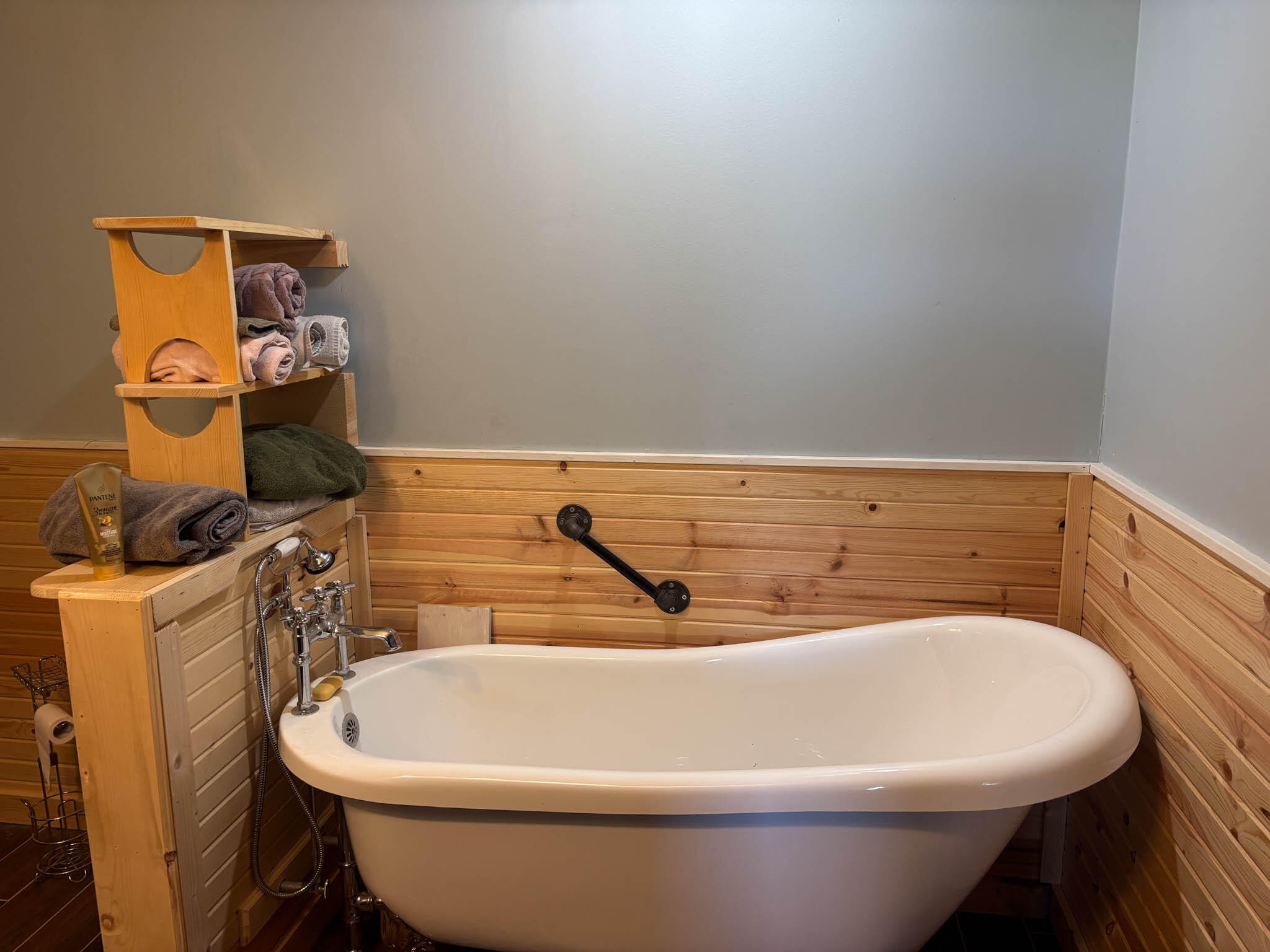 445 Pine Hollow Road Property Photo 19