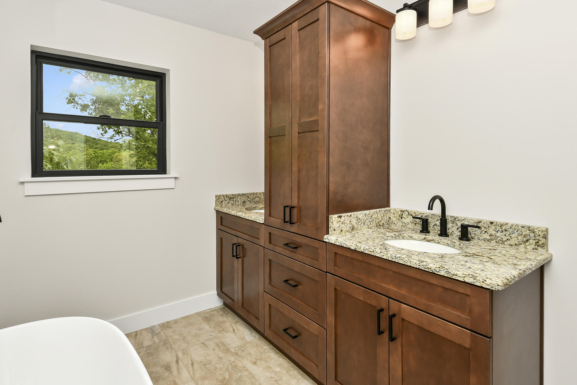 1 Top Lane Property Photo 52