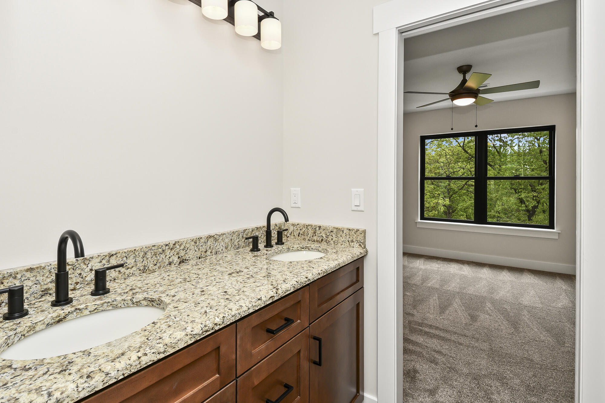 1 Top Lane Property Photo 58