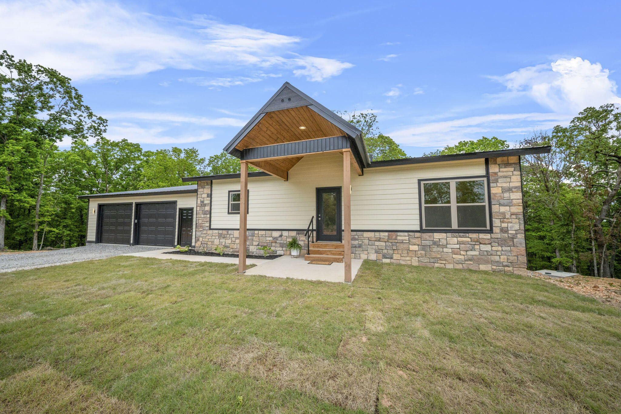 834 Oriole Lane Property Photo 44