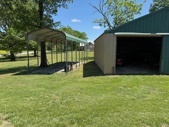 1042 Us Highway 160 Property Photo 6