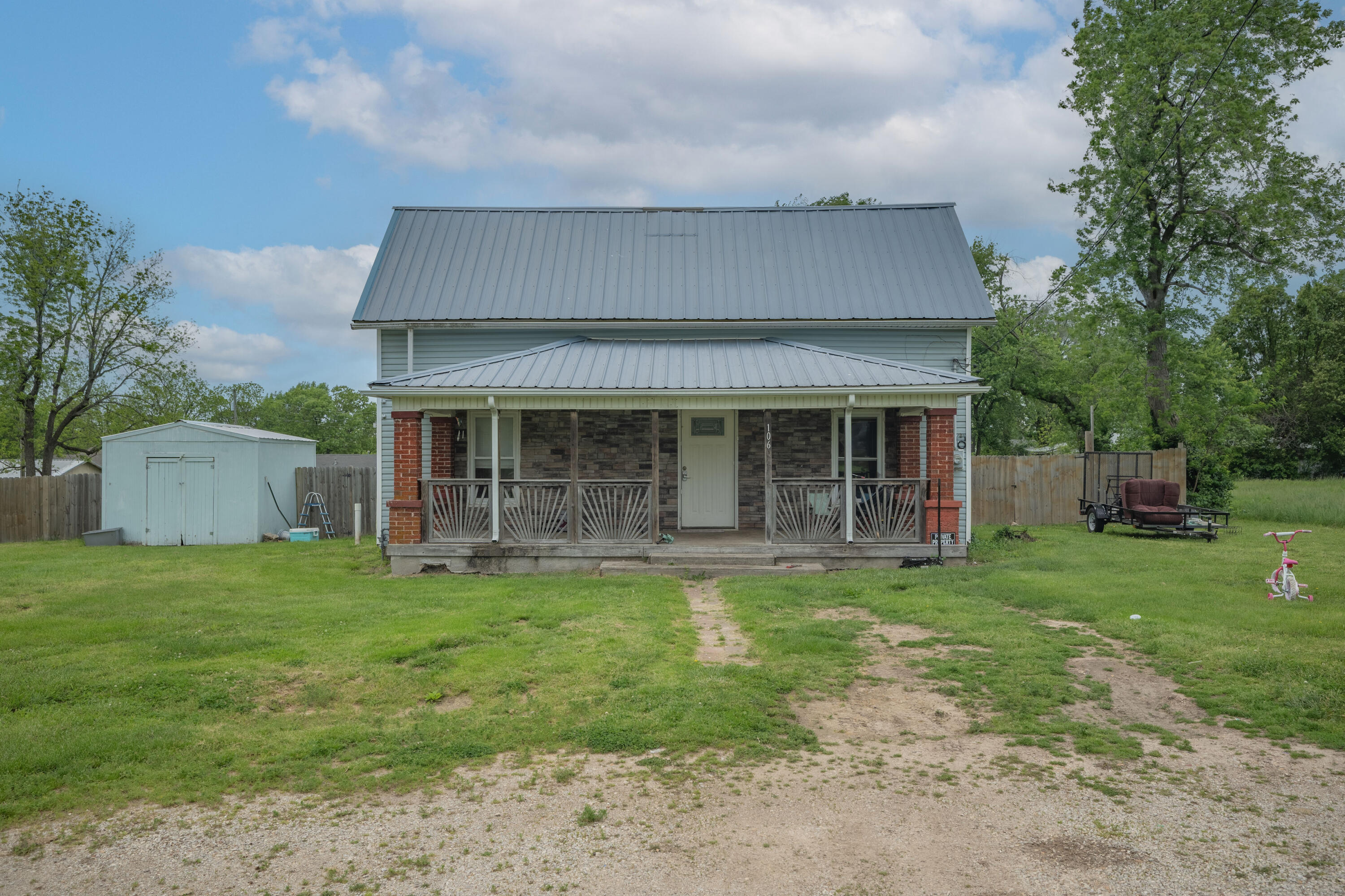 10604 North Front Street Property Photo 8
