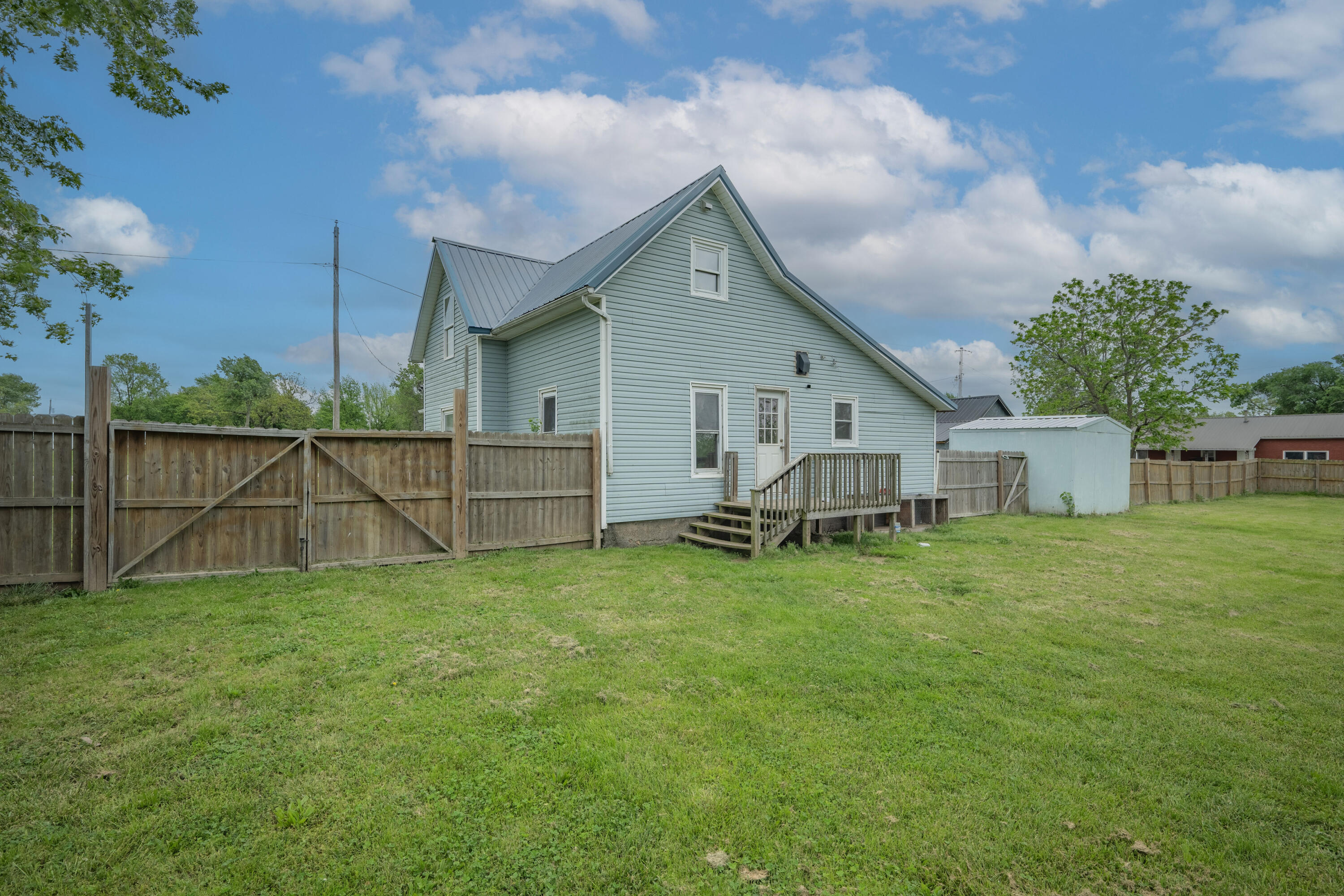 10604 North Front Street Property Photo 10