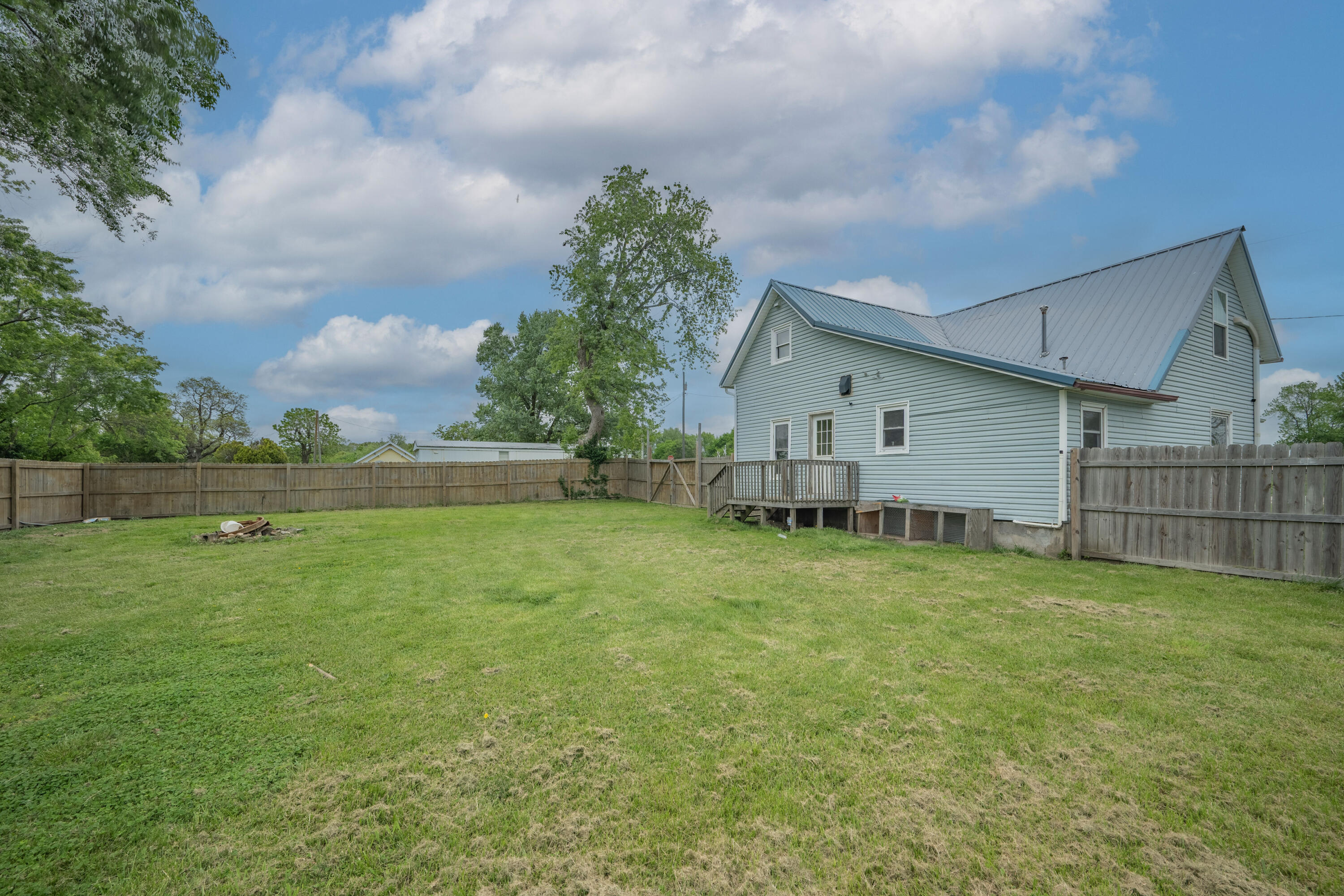10604 North Front Street Property Photo 11