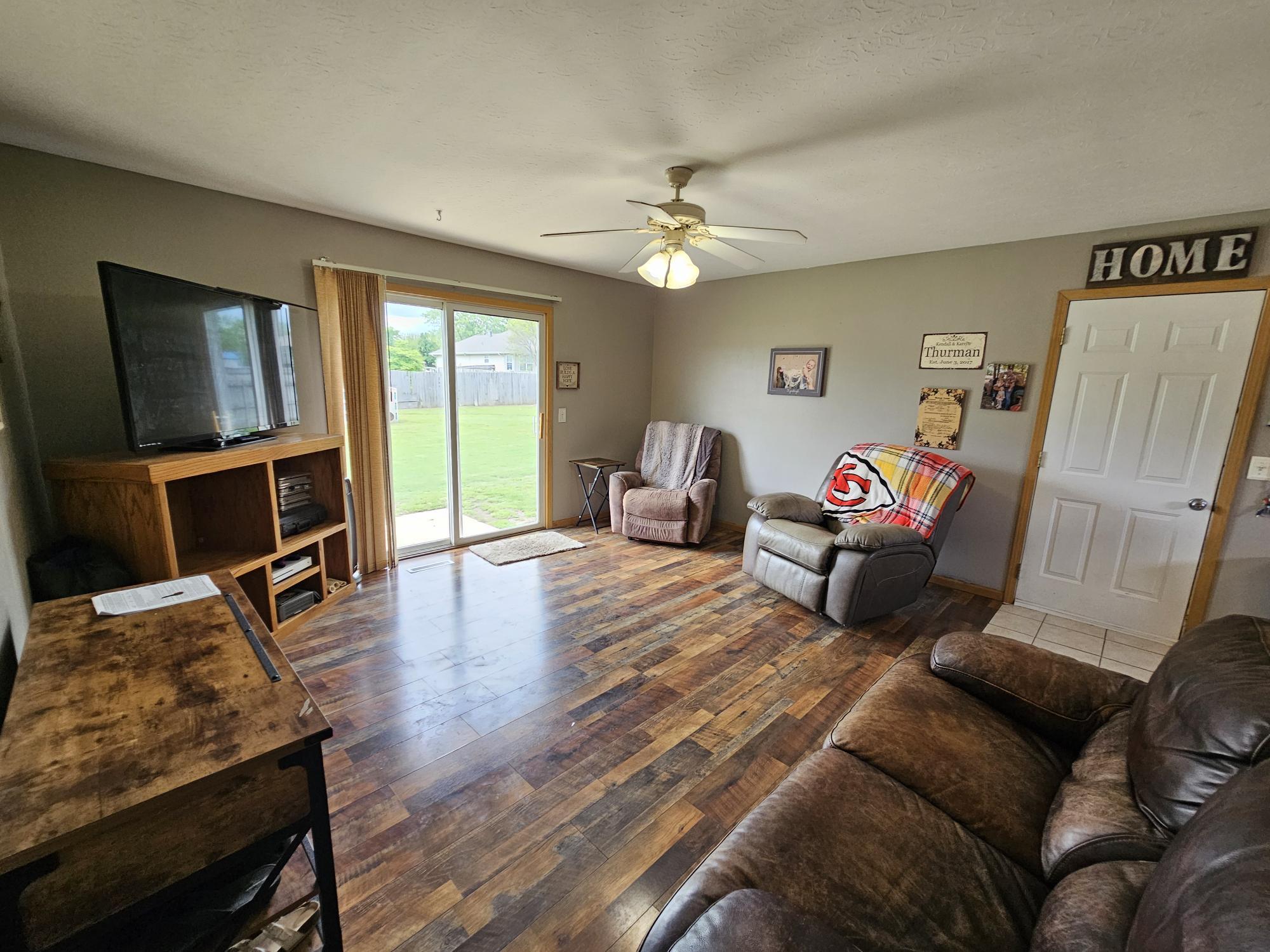 211 Arrowhead Road Property Photo 4