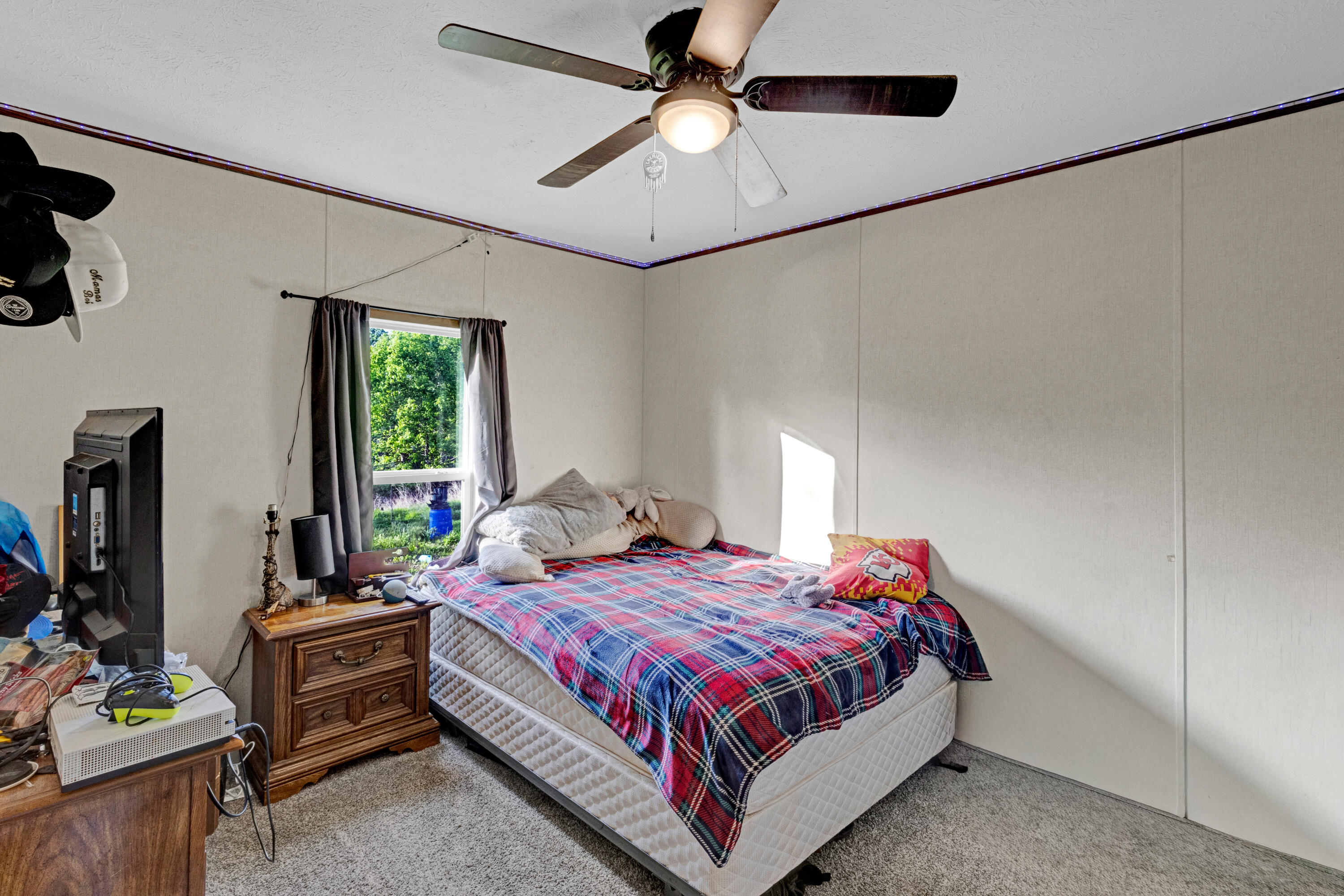 3724 Private Road 2217 Property Photo 15