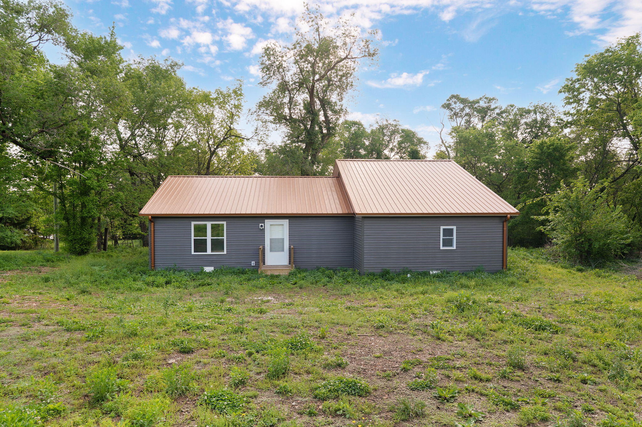 107 South Old Highway 39 Property Photo 1
