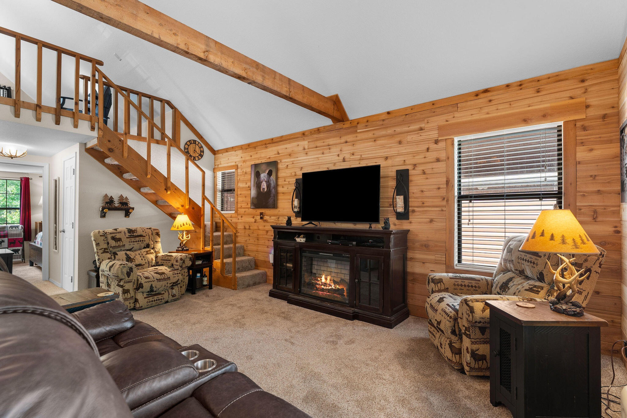 112 Foxhole Lane Property Photo 3