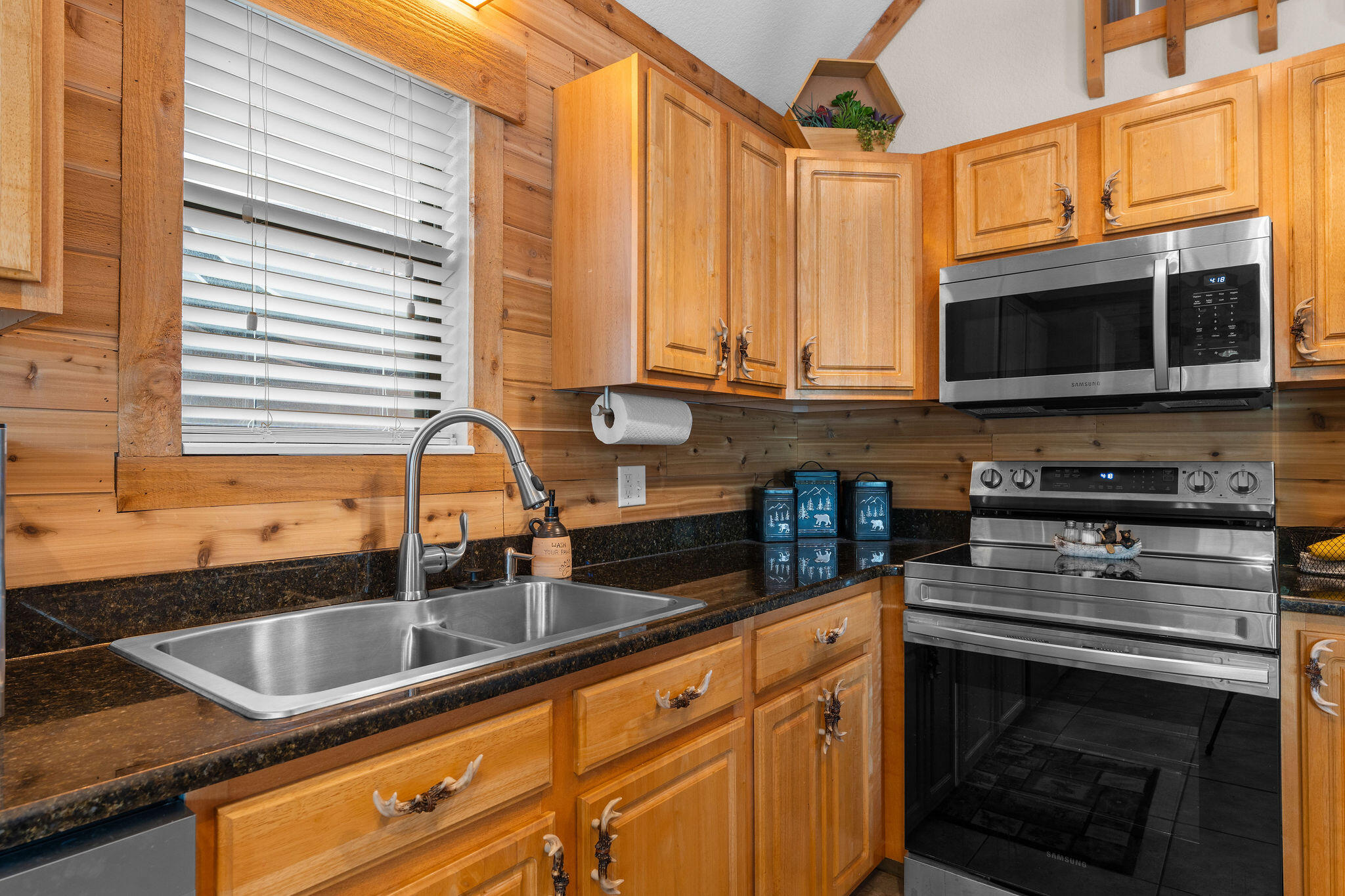 112 Foxhole Lane Property Photo 20