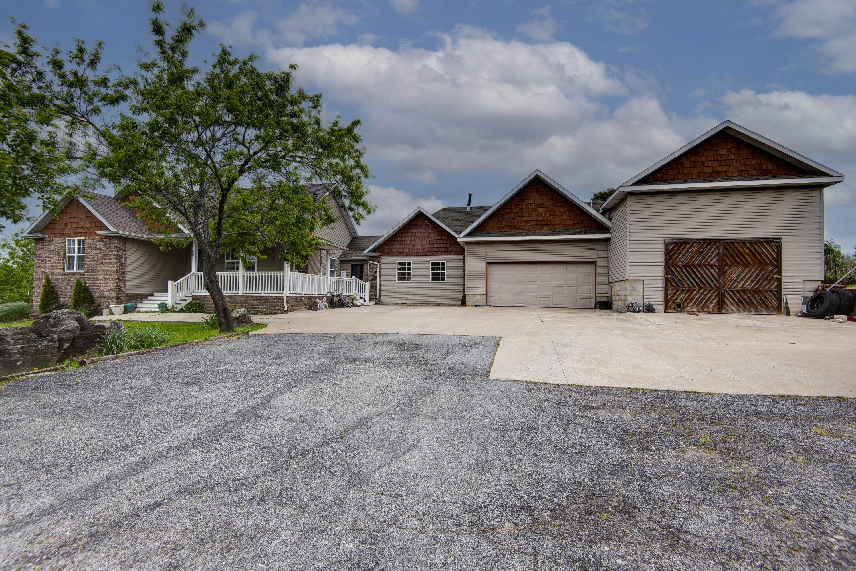293 Quarry Loop Property Photo 3