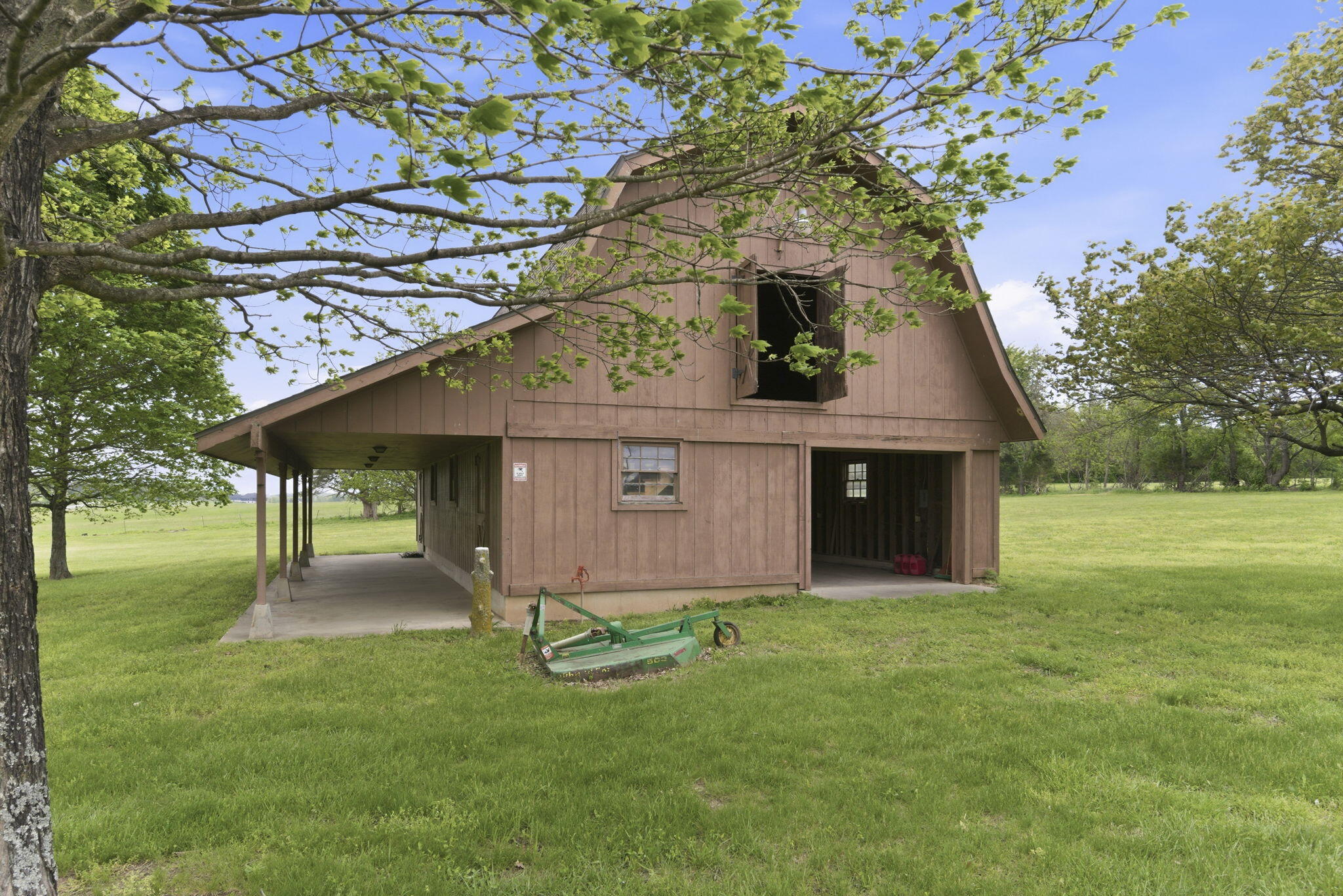 431 North Farm Road 205 Property Photo 53